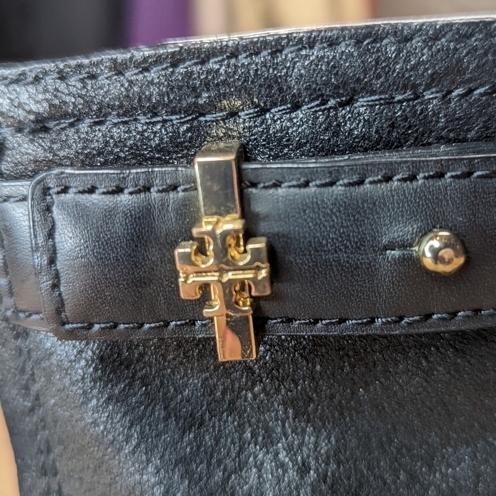 TORY BURCH "SELENA" BLACK DISTRESSED CRINKLE LEATHER REVA MOTO BACK ZIP GOLD LOG - Picture 6 of 11